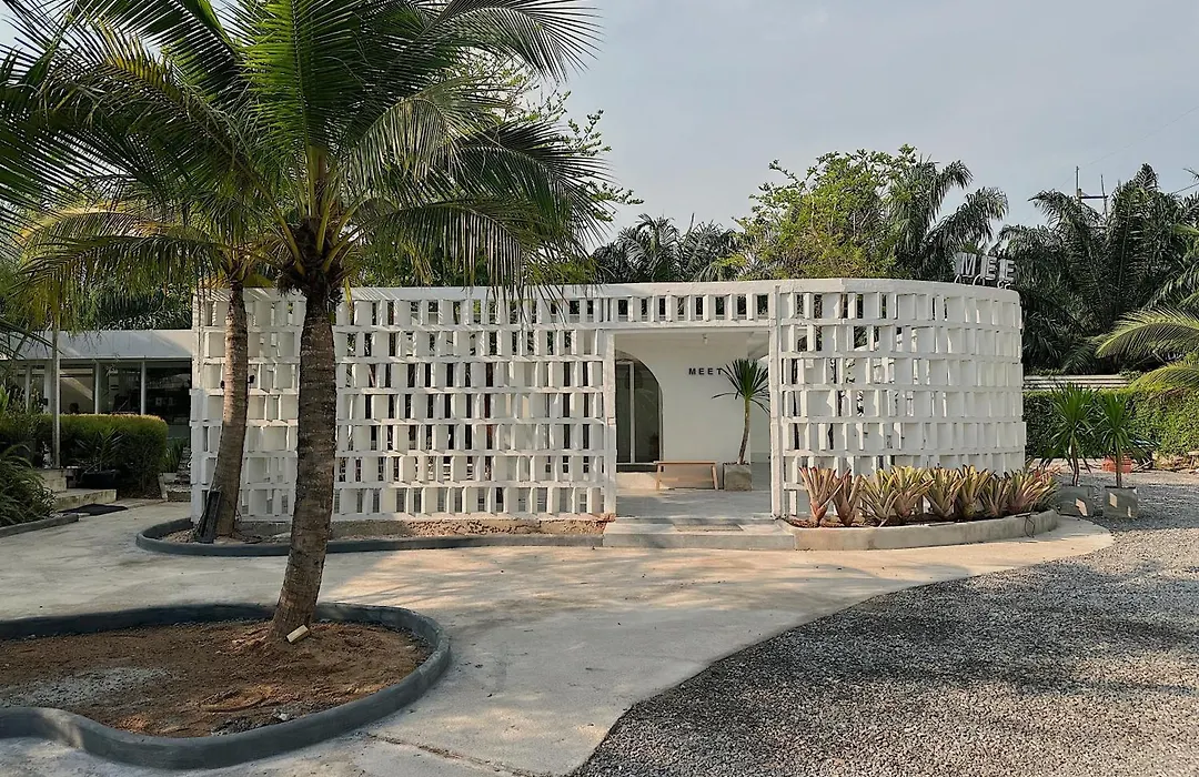 Meet Boutique Resort-1